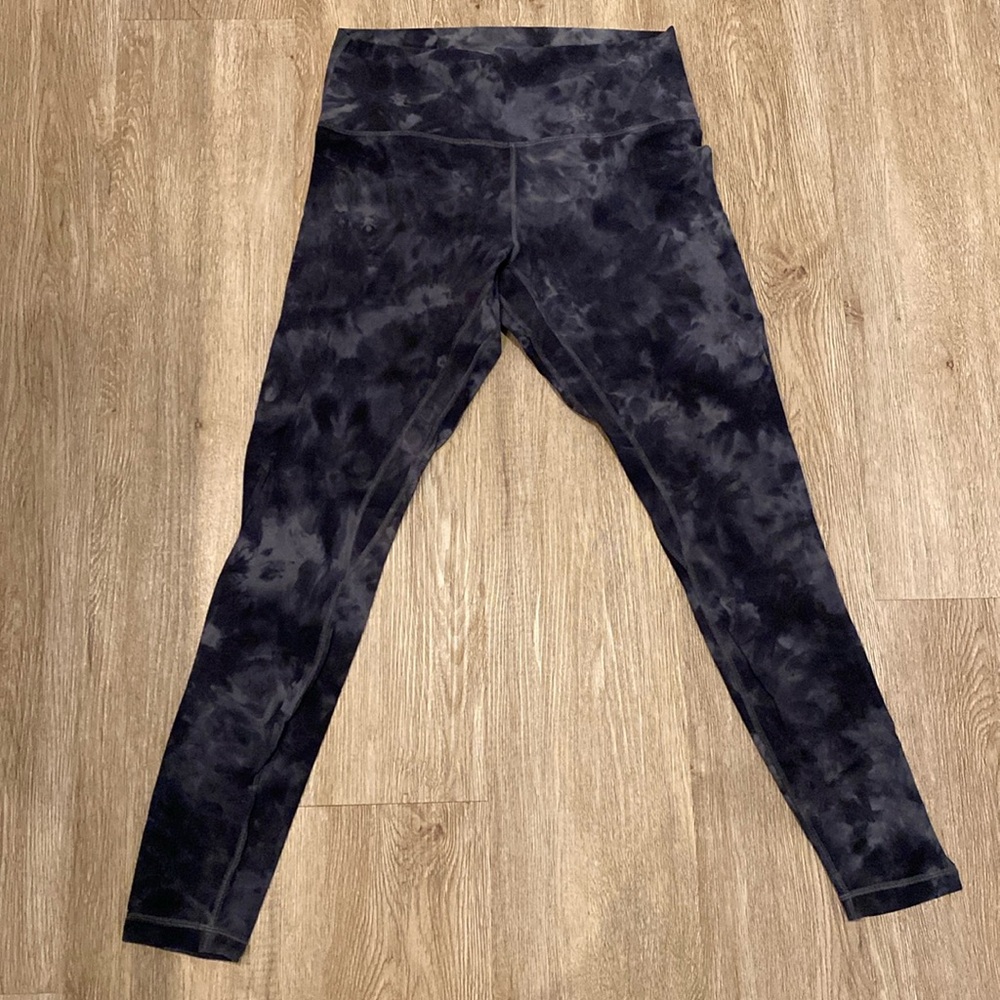 Lululemon-Leggings-Size 10-Black Tie-Dye